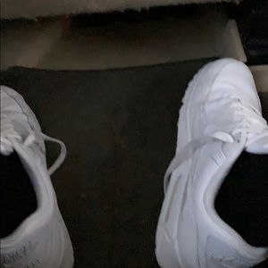 Meet your Posher, Joshua